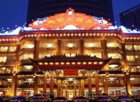 郑州皇宫大酒店转型之路-5个传菜生服务2000个餐位！